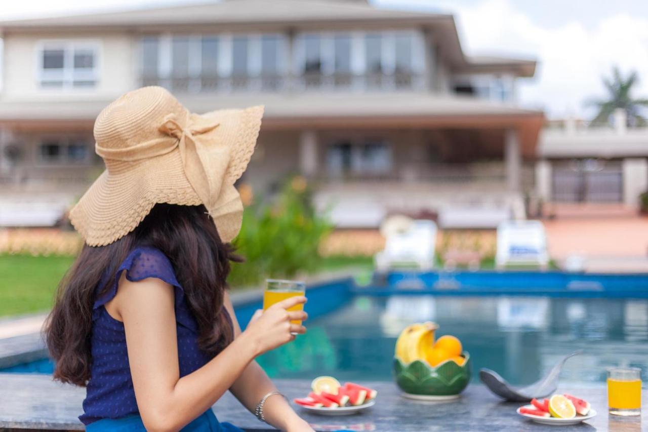 Stayvista'S The Cincin With Elegant Rooms, Snooker Table, Pool, Scenic View, And Jacuzzi Lonavala Exteriör bild
