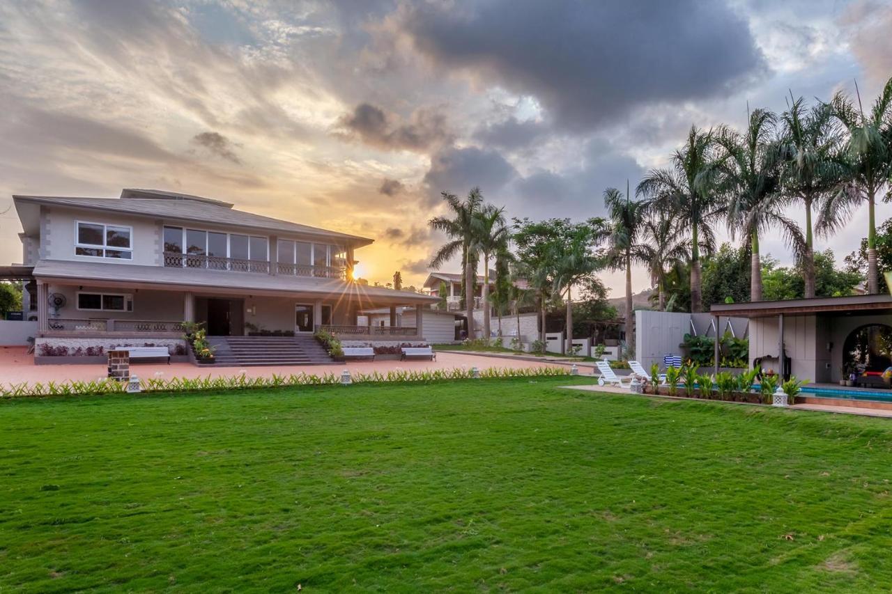 Stayvista'S The Cincin With Elegant Rooms, Snooker Table, Pool, Scenic View, And Jacuzzi Lonavala Exteriör bild