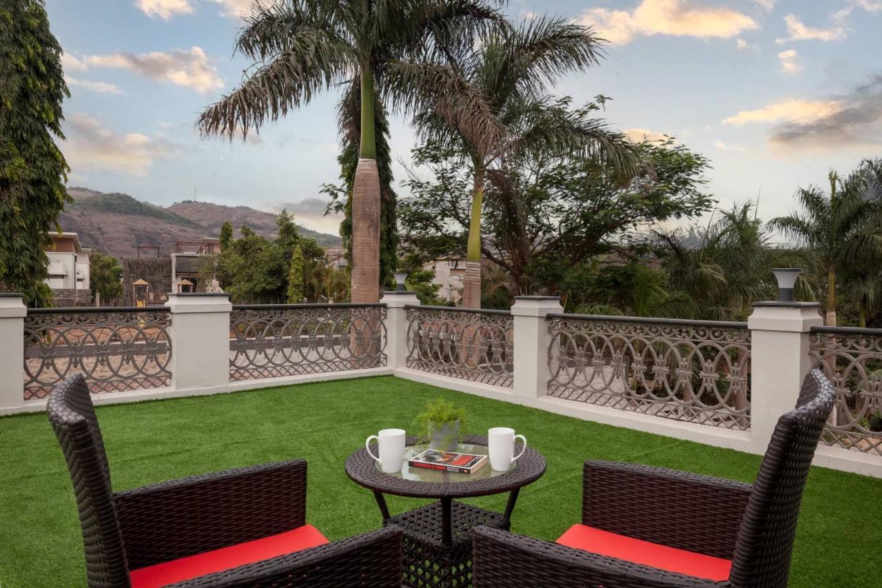 Stayvista'S The Cincin With Elegant Rooms, Snooker Table, Pool, Scenic View, And Jacuzzi Lonavala Exteriör bild
